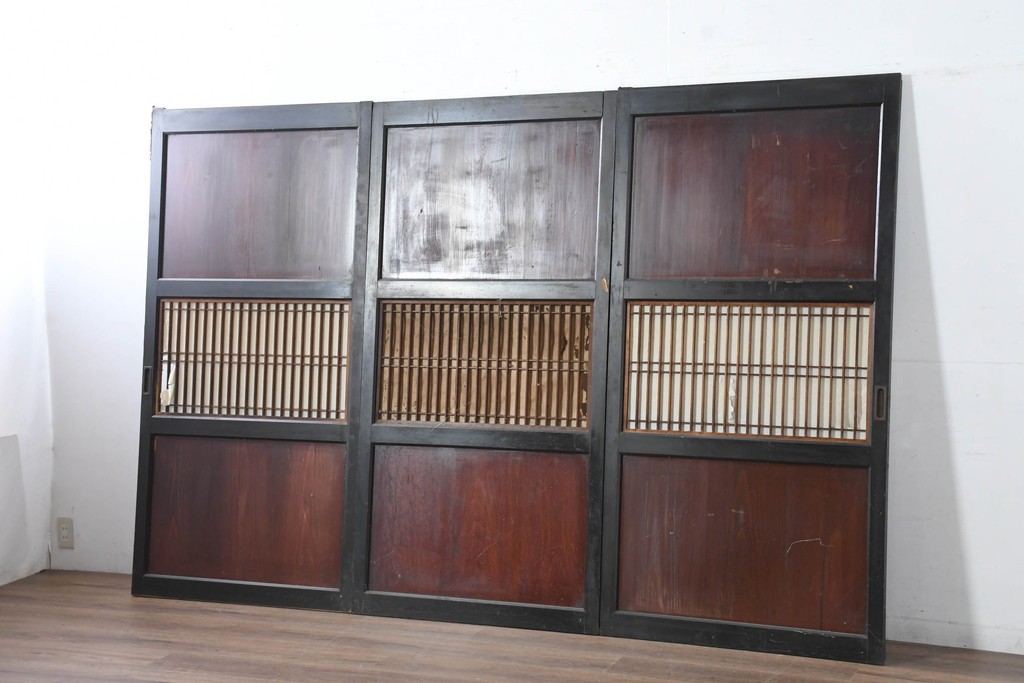 アンティーク建具　明治大正期　重厚な木枠の障子帯戸3枚セット　(R-083491)