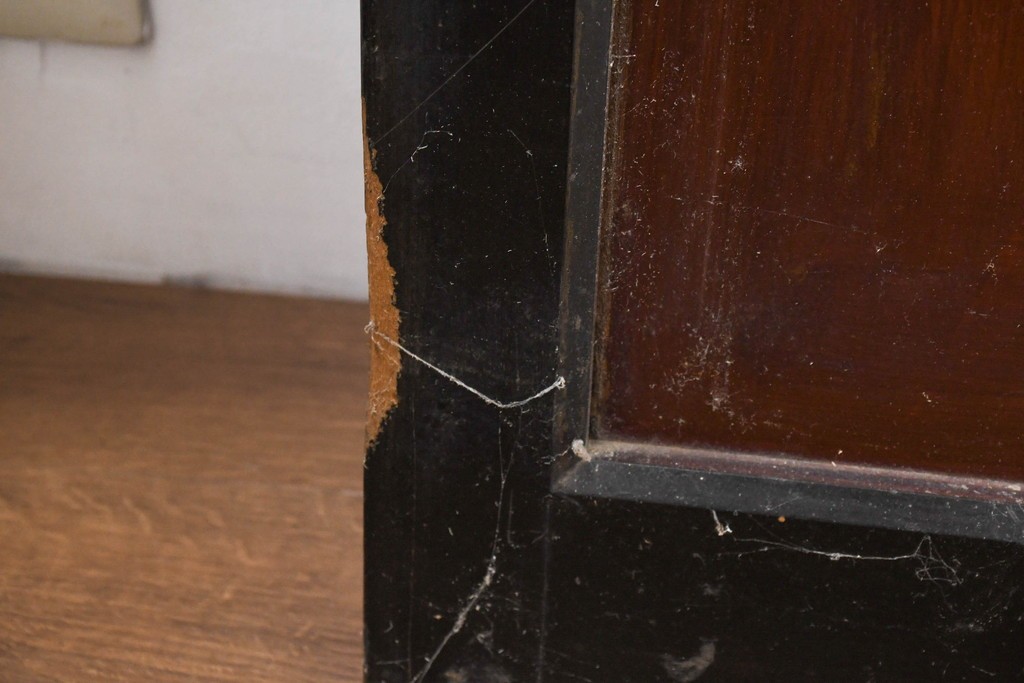 アンティーク建具　明治大正期　重厚な木枠の板戸4枚セット　(R-083492)