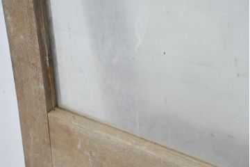 アンティーク建具　空間に抜け感を演出するシンプル木枠ガラス扉1枚(ガラス戸、ドア)(R-083496)