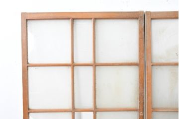 アンティーク建具　使い込まれた風合いが味わい深いモールガラスがアクセントのガラス戸2枚セット(引き戸)(R-083502)
