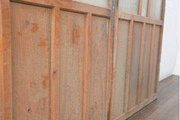 アンティーク建具　使い込まれた風合いが味わい深いモールガラスがアクセントのガラス戸2枚セット(引き戸)(R-083502)