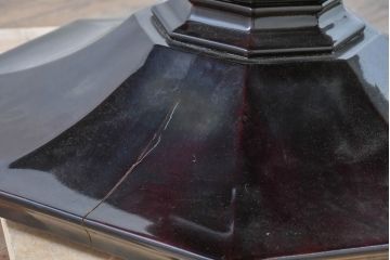 中古　高級品　格式を感じさせる佇まい　高級感ただよう放射状の木目の大きな4人掛けダイニングテーブル(食卓、6人掛け、6P、4P、作業台)(R-083505)