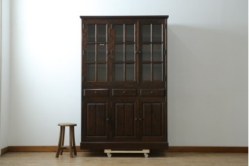 中古　北海道民芸家具　HM165K　高級感漂う上品な佇まいの食器棚　定価約43万円　(R-083506)