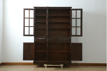 中古　北海道民芸家具　HM165K　高級感漂う上品な佇まいの食器棚　定価約43万円　(R-083506)