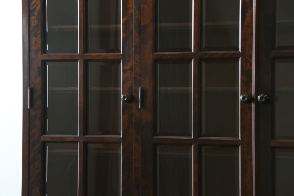 中古　北海道民芸家具　HM165K　高級感漂う上品な佇まいの食器棚　定価約43万円　(R-083506)