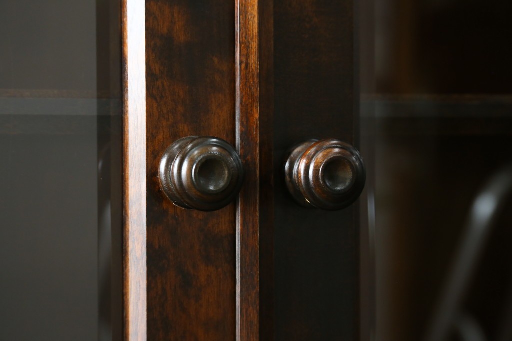 中古　北海道民芸家具　HM165K　高級感漂う上品な佇まいの食器棚　定価約43万円　(R-083506)