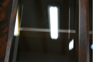 中古　北海道民芸家具　HM165K　高級感漂う上品な佇まいの食器棚　定価約43万円　(R-083506)