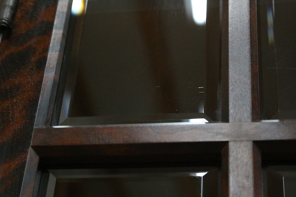 中古　北海道民芸家具　HM165K　高級感漂う上品な佇まいの食器棚　定価約43万円　(R-083506)