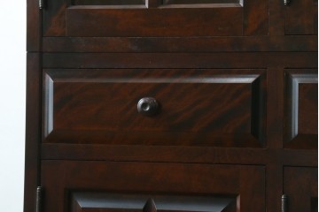 中古　北海道民芸家具　HM165K　高級感漂う上品な佇まいの食器棚　定価約43万円　(R-083506)