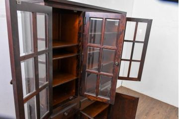 中古　北海道民芸家具　HM165K　高級感漂う上品な佇まいの食器棚(カップボード、キャビネット、収納棚、戸棚、飾り棚、バラ売り可能)(定価約43万円)(R-083506)