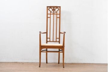 中古　美品　イタリア　高級ブランド家具　メデア(Medea)　背板の彫刻と華やかなファブリックが印象的なハイバックチェア(椅子、イス、ダイニングチェア、アームチェア)(定価40万5千円)(R-083509)