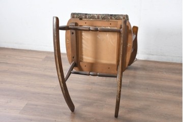 和製ヴィンテージ　マツダ家具(松田家具)　ゆったりとしたくつろぎの空間を演出するロッキングチェア　(R-083510)