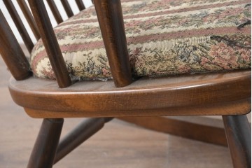 和製ヴィンテージ　マツダ家具(松田家具)　ゆったりとしたくつろぎの空間を演出するロッキングチェア　(R-083510)