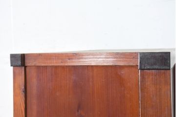 和製アンティーク　美品　漆塗りの深みと昭和レトロな雰囲気が魅力のシンプルな重ねガラス戸棚(収納棚、キャビネット、本箱、書棚、陳列棚、飾り棚、ディスプレイ棚、店舗什器、バラ売り可能)(R-083515)