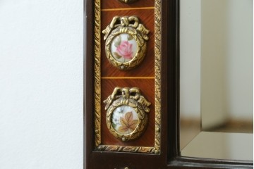 中古　美品　スペイン高級家具　マリネール(MARINER)　圧倒的な存在感!!優雅な空間を演出する装飾壁掛けミラー　(R-083517)
