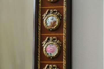 中古　美品　スペイン高級家具　マリネール(MARINER)　圧倒的な存在感!!優雅な空間を演出する装飾壁掛けミラー　(R-083517)