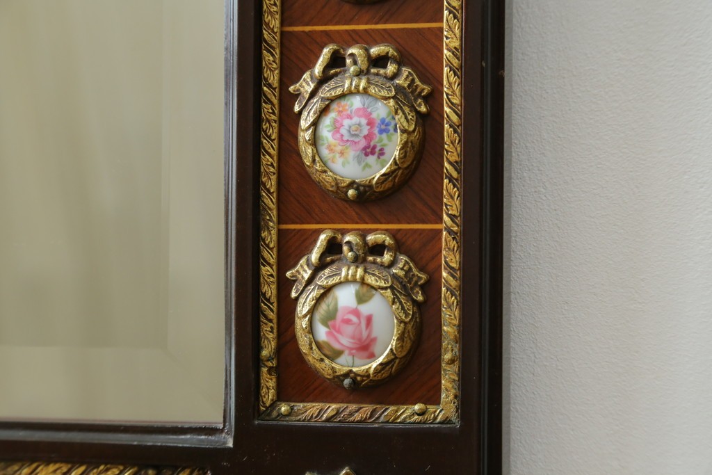 中古　美品　スペイン高級家具　マリネール(MARINER)　圧倒的な存在感!!優雅な空間を演出する装飾壁掛けミラー　(R-083517)