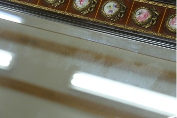 中古　美品　スペイン高級家具　マリネール(MARINER)　圧倒的な存在感!!優雅な空間を演出する装飾壁掛けミラー　(R-083517)