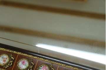 中古　美品　スペイン高級家具　マリネール(MARINER)　圧倒的な存在感!!優雅な空間を演出する装飾壁掛けミラー　(R-083517)