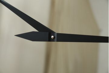 中古　超美品　カッテラ( cattelan italia)　インテリアに映える鏡面デザインのスタイリッシュな掛け時計(ミラークロック、ウォールクロック、壁掛け時計、インテリアミラー時計、鏡面、ミラー)(定価約20万円)(R-083518)