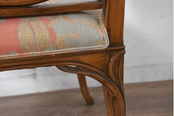 中古　美品!!　最高級モデル　メデア(Medea)　ART-919　アール・ヌーヴォー様式　クラシカルな美しさと繊細な職人技が光るアームチェア(アール・ヌーボー様式、ダイニングチェア、椅子、イス)(定価約65万円)(R-083521)