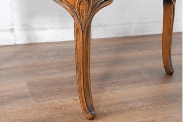 中古　美品!!　最高級モデル　メデア(Medea)　ART-919　アール・ヌーヴォー様式　クラシカルな美しさと繊細な職人技が光るアームチェア(アール・ヌーボー様式、ダイニングチェア、椅子、イス)(定価約65万円)(R-083521)
