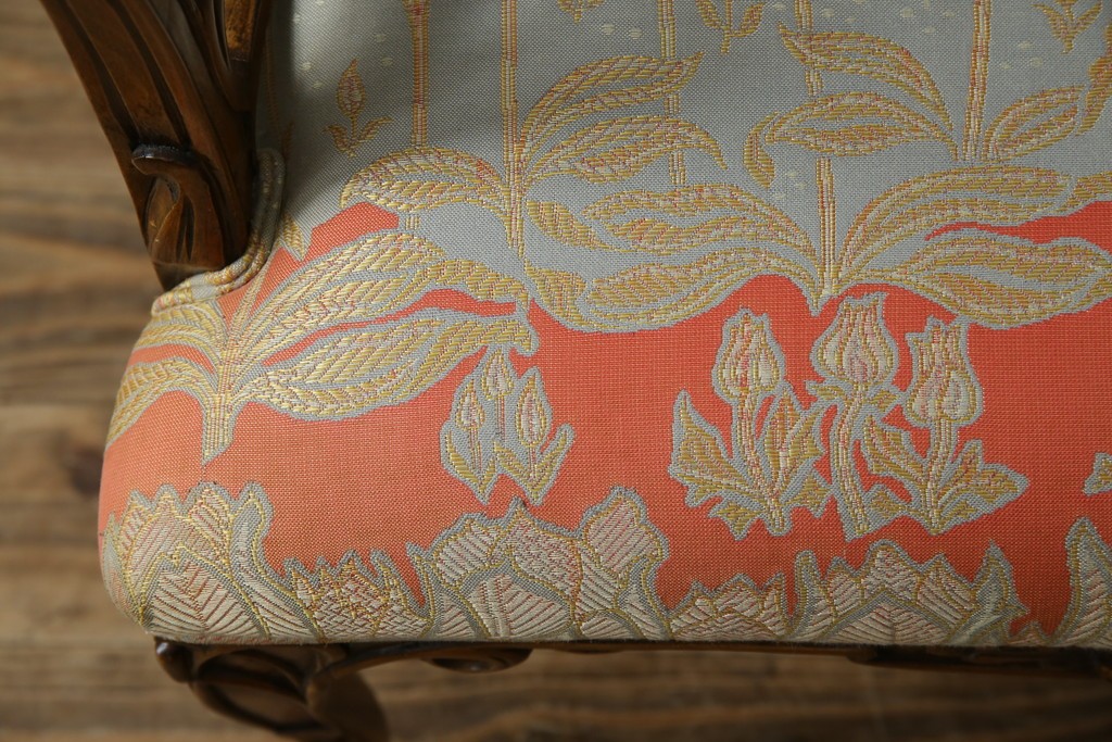 中古　美品!!　最高級モデル　メデア(Medea)　ART-919　アール・ヌーヴォー様式　クラシカルな美しさと繊細な職人技が光るアームチェア　定価約65万円相当　(R-083521)