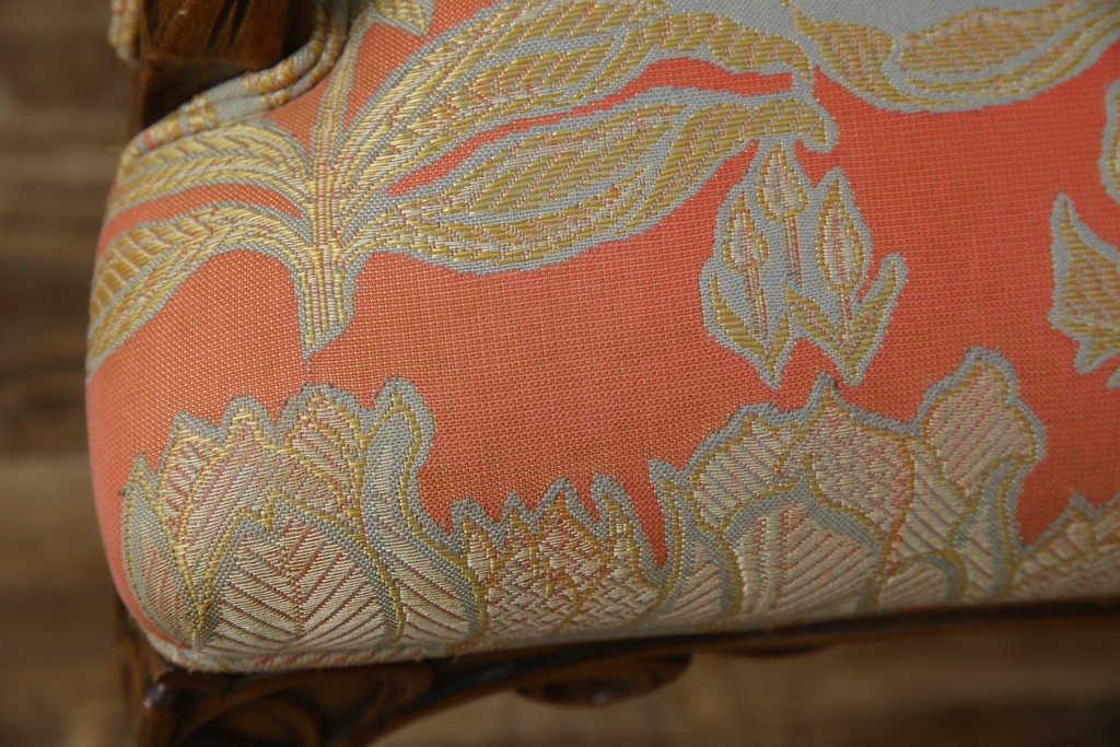 中古　美品!!　最高級モデル　メデア(Medea)　ART-919　アール・ヌーヴォー様式　クラシカルな美しさと繊細な職人技が光るアームチェア　定価約65万円相当　(R-083521)