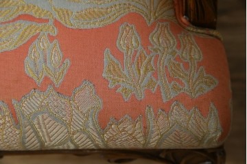 中古　美品!!　最高級モデル　メデア(Medea)　ART-919　アール・ヌーヴォー様式　クラシカルな美しさと繊細な職人技が光るアームチェア　定価約65万円相当　(R-083521)