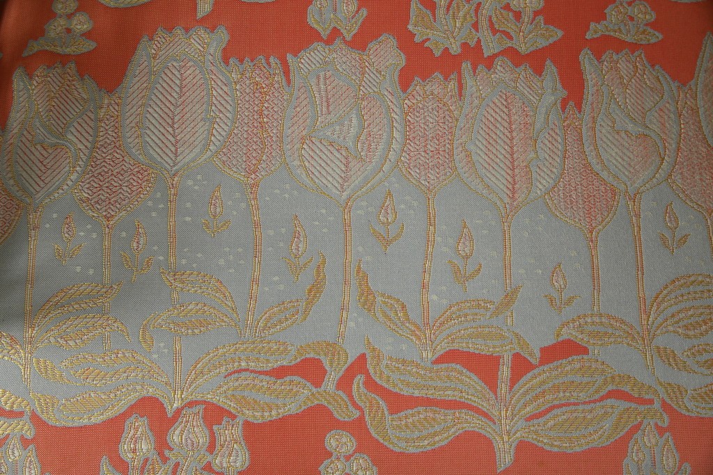 中古　美品!!　最高級モデル　メデア(Medea)　ART-919　アール・ヌーヴォー様式　クラシカルな美しさと繊細な職人技が光るアームチェア　定価約65万円相当　(R-083521)