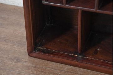 アジア民芸家具　中古　美品　唐木製　李朝デザインの壁掛けガラスケース(ウォールキャビネット、収納棚、吊り戸棚、ショーケース、Gケース、コレクションケース、ディスプレイケース、飾り棚、店舗什器)(R-083522)