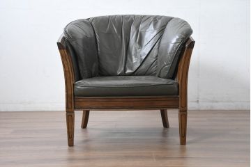 中古　maruni(マルニ木工)　地中海ロイヤルシリーズ(ROYAL)　高級感の漂う本革(レザー)1Pソファ(一人掛け、アームソファ、ラウンジソファ、サロンチェア)(定価約48万円)(R-083523)