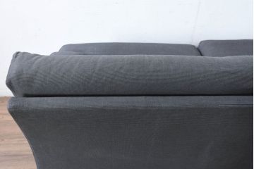 中古　イタリア　Cassina(カッシーナ)　ヴィコ・マジストレッティデザイン　名作「ドネガル(Donegal)」　2.5人掛けソファ(2P、2.5P、3P、2人掛け、3人掛け、アームソファ)(定価約45万円)(R-083524)