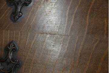 イギリスアンティーク　上手物!!　オーク材　曲線美と風格を兼ね備えたバルボス脚のライティングビューロー　(R-083529)