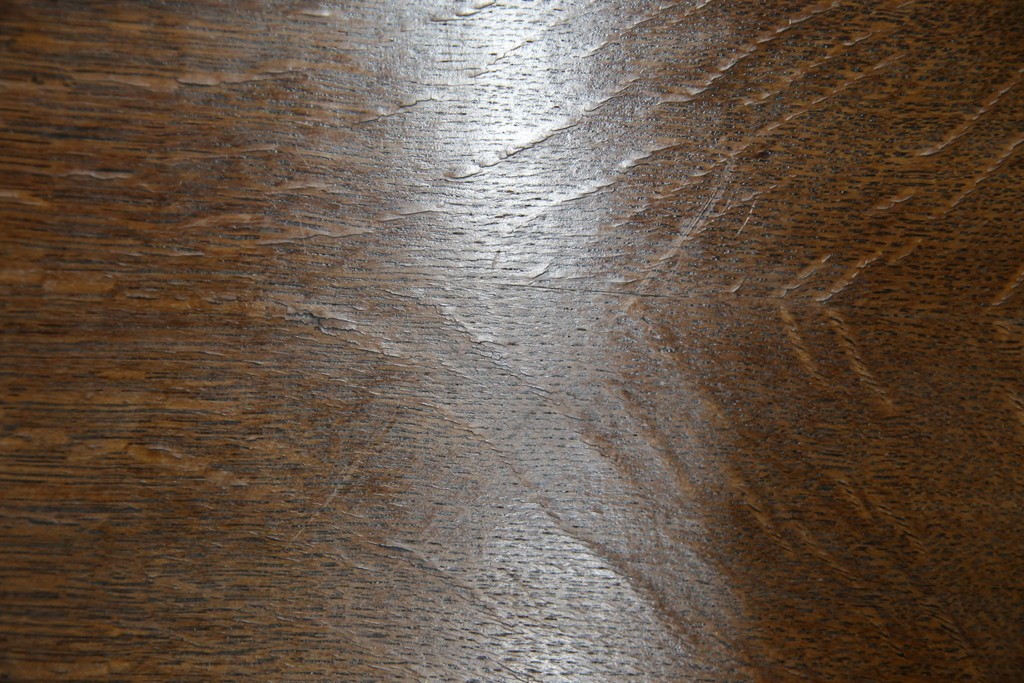 イギリスアンティーク　上手物!!　オーク材　曲線美と風格を兼ね備えたバルボス脚のライティングビューロー　(R-083529)