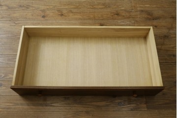 中古　美品　三越家具　ブルージュ(Brugge)　英国カントリースタイル 気品ただよう木目が魅力のアンティーク風ワードローブ　(R-083530)