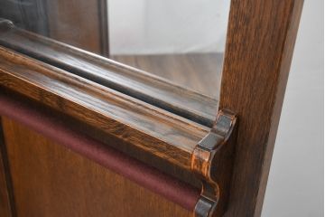 中古　美品　三越家具　ブルージュ(Brugge)　英国カントリースタイル 気品ただよう木目が魅力のアンティーク風ワードローブ(洋服タンス、衣装タンス、キャビネット、収納棚、戸棚)(R-083530)