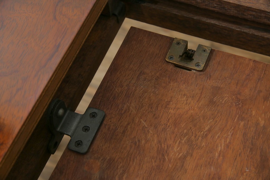 和製ヴィンテージ　マルニ木工　ベルサイユシリーズ　上品な杢目が魅力的なエクステンションテーブル　(R-083532)