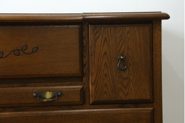 中古　美品　名門家具メーカー 葉山家具　葉山ガーデン　葉山クラシックシリーズ　優美なローズ&リーフ模様の彫刻がクラシック感を高めるドレッシングチェスト　定価約30万円　(R-083536)