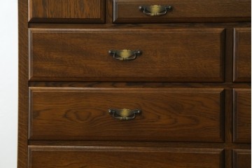 中古　美品　名門家具メーカー 葉山家具　葉山ガーデン　葉山クラシックシリーズ　優美なローズ&リーフ模様の彫刻がクラシック感を高めるドレッシングチェスト　定価約30万円　(R-083536)