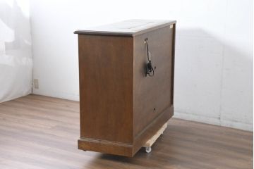 中古　美品　名門家具メーカー 葉山家具　葉山ガーデン「葉山クラシックシリーズ」　優美なローズ&リーフ模様の彫刻がクラシック感を高めるドレッシングチェスト(Hayama Classic、ドレッサー、鏡台、ミラーチェスト)(定価約30万円)(R-083536)