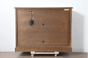 中古　美品　名門家具メーカー 葉山家具　葉山ガーデン「葉山クラシックシリーズ」　優美なローズ&リーフ模様の彫刻がクラシック感を高めるドレッシングチェスト(Hayama Classic、ドレッサー、鏡台、ミラーチェスト)(定価約30万円)(R-083536)