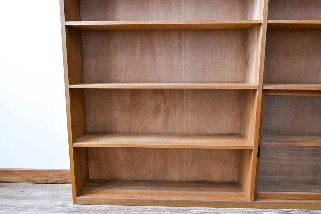 和製アンティーク　希少デザイン!!　収納棚付きのレトロな薄型シェルフ　(R-083539)