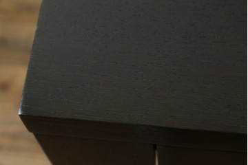 中古　カッシーナ(Cassina)　カトリーヌ・メミ(Catherine Memmi)　高級感漂うモダンなデザインのマンハッタンデスク　定価約39万円　(R-083544)