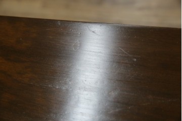 和製ビンテージ　樺(カバ)材　和とモダンデザインが融合した楔(クサビ)式横桟の民芸風ローテーブル　(R-083545)