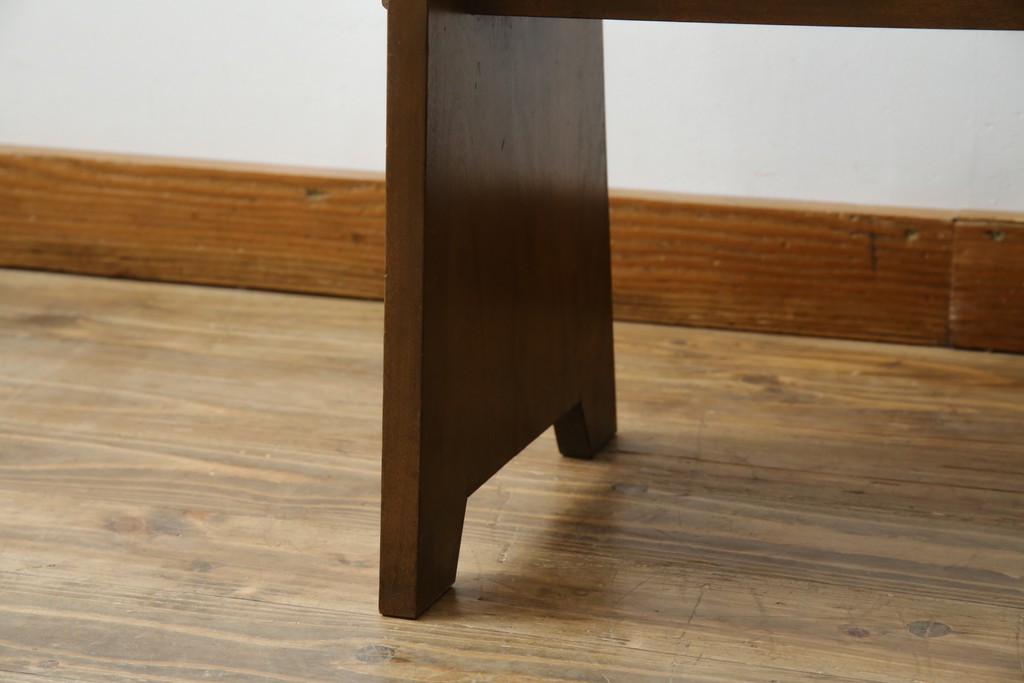 和製ビンテージ　樺(カバ)材　和とモダンデザインが融合した楔(クサビ)式横桟の民芸風ローテーブル　(R-083545)