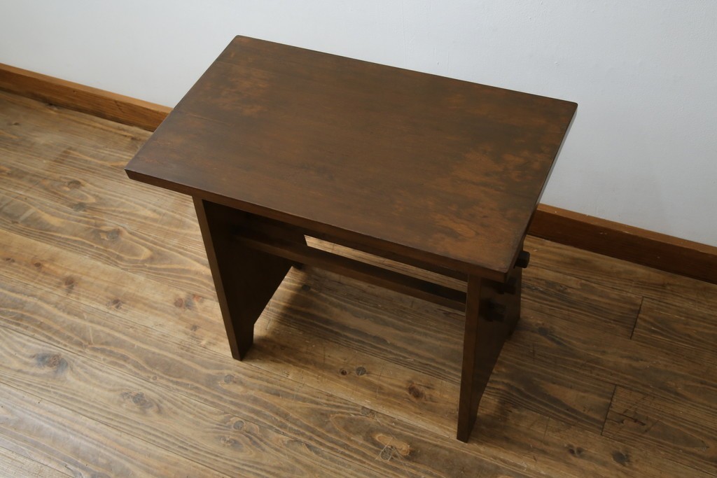 和製ビンテージ　樺(カバ)材　和とモダンデザインが融合した楔(クサビ)式横桟の民芸風ローテーブル　(R-083545)