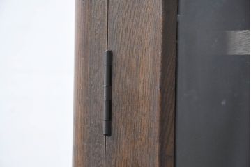 和製アンティーク　古い栓材のシンプルでシックデザインが魅力の本箱(ブックケース、キャビネット、飾り棚、収納棚、戸棚)(R-083547)