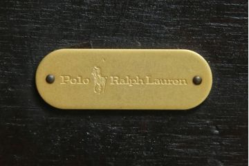 中古　美品!!　希少モデル　ポロ ラルフローレンホーム(Polo Ralph Lauren Home)　 高級感漂うラタン素材のクラシカルなサイドテーブル(コーヒーテーブル、ナイトテーブル、花台、飾り台)(定価約12万円)(R-083548)