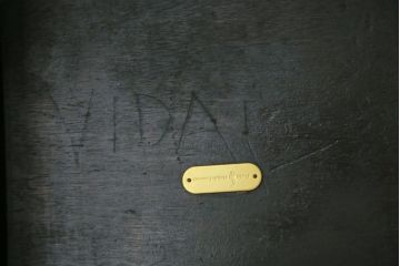 中古　美品!!　希少モデル　ポロ ラルフローレンホーム(Polo Ralph Lauren Home)　 高級感漂うラタン素材のクラシカルなサイドテーブル(コーヒーテーブル、ナイトテーブル、花台、飾り台)(定価約12万円)(R-083548)